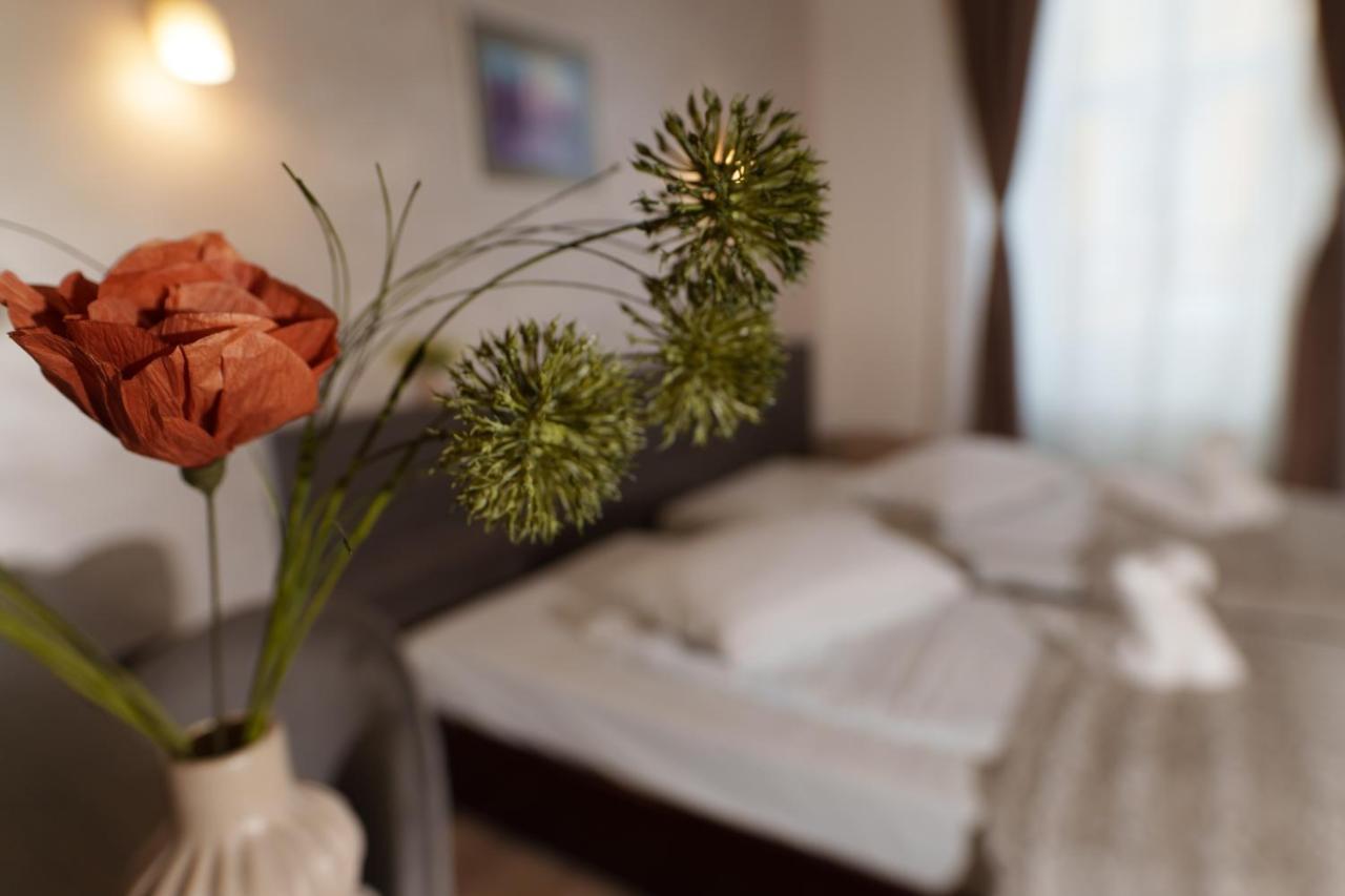 Hotel Rubin*** Gheorgheni  Luaran gambar