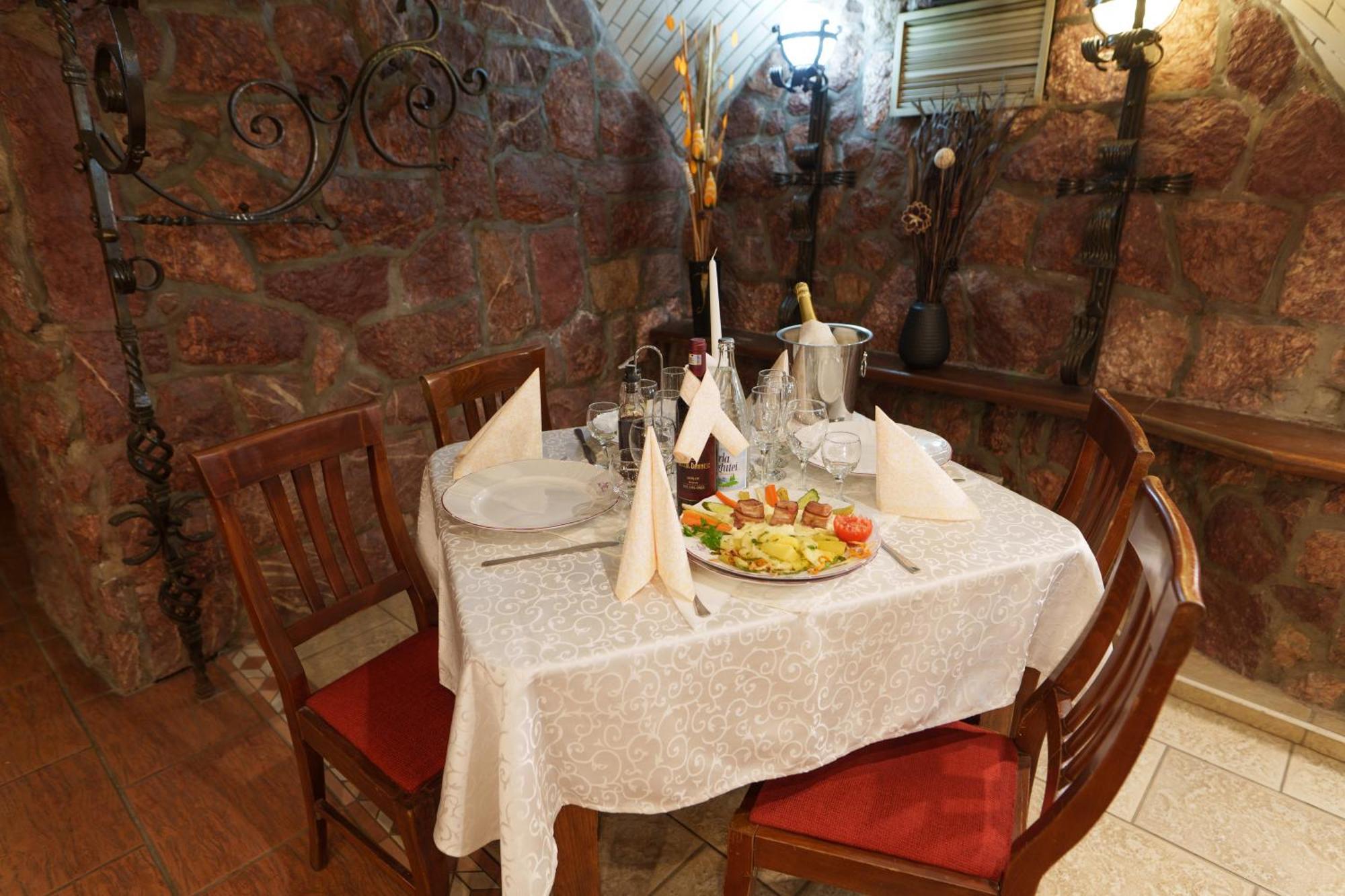 Hotel Rubin*** Gheorgheni  Luaran gambar