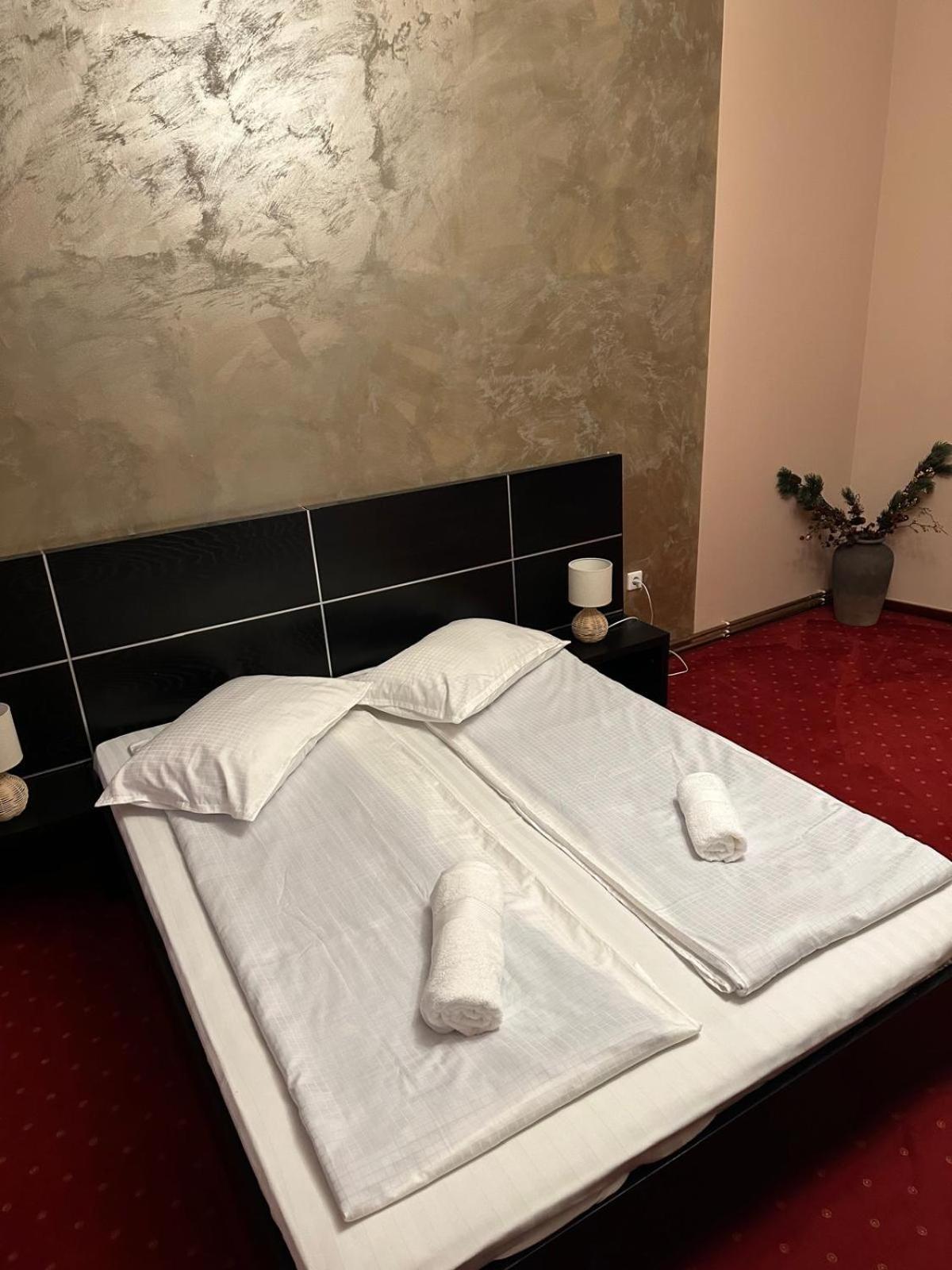 Hotel Rubin*** Gheorgheni  Luaran gambar